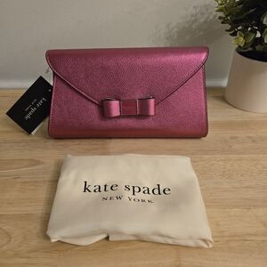 Kate Spade New York Morgan Bow Envelope Flap Crossbody – Metallic Pebble Pink